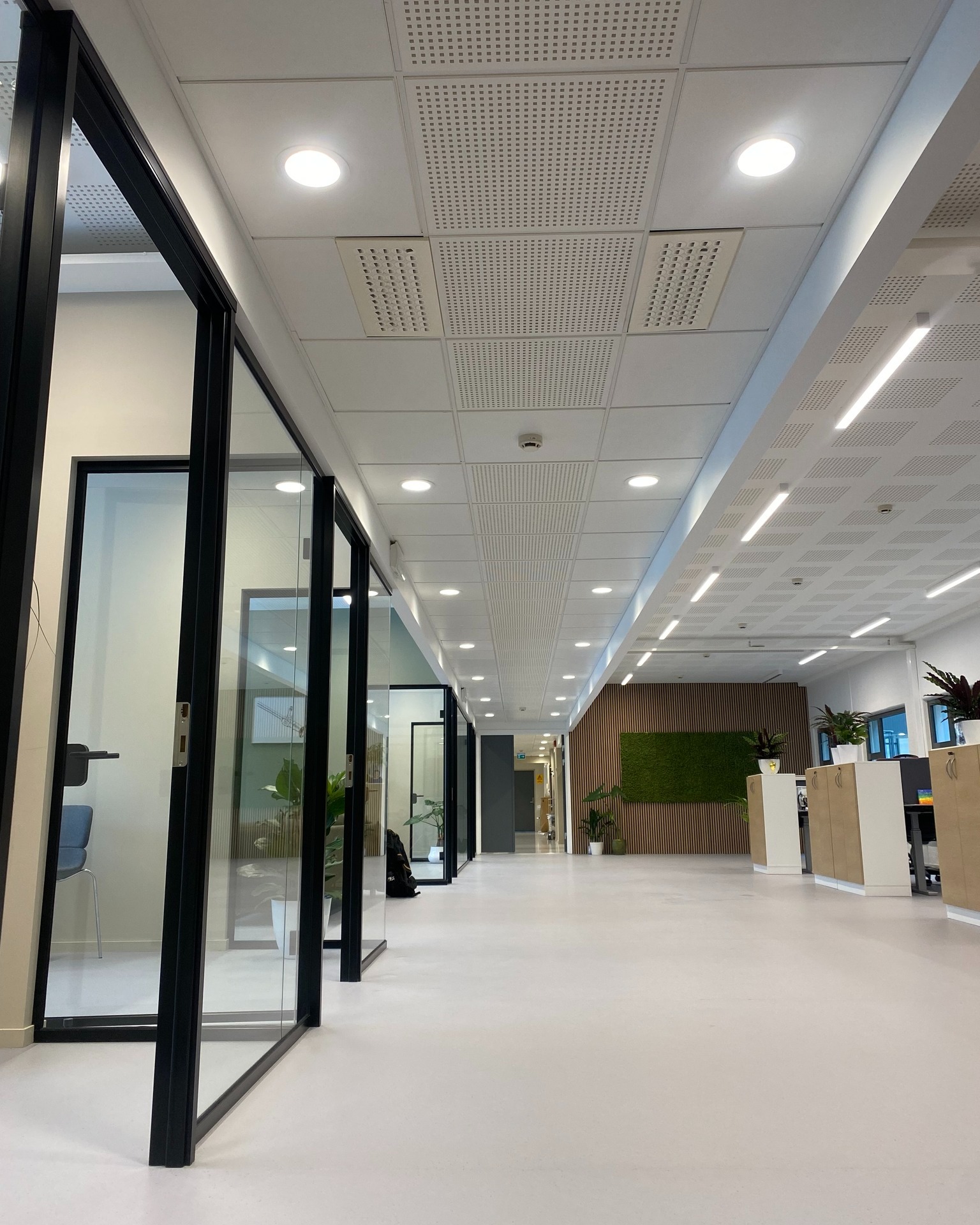 SANE og innfelt LED-panel installasjon